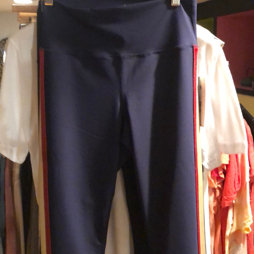 Spiritual Gangster Navy Leggings
